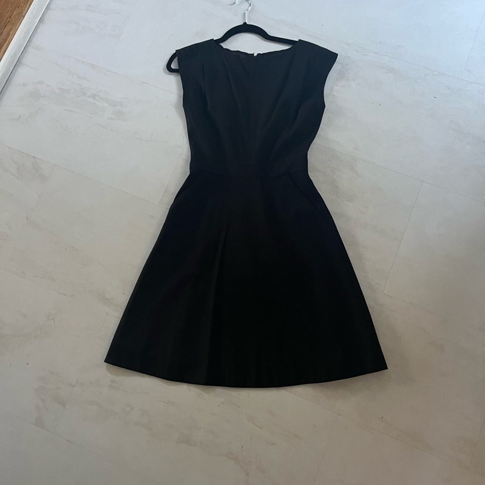 J crew suit dress size 000 black fit and flare